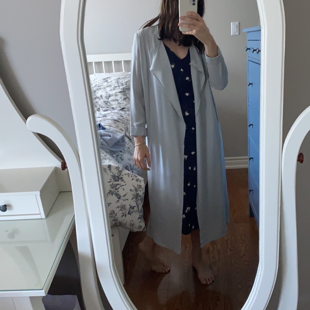Light weight grey cardigan jacket